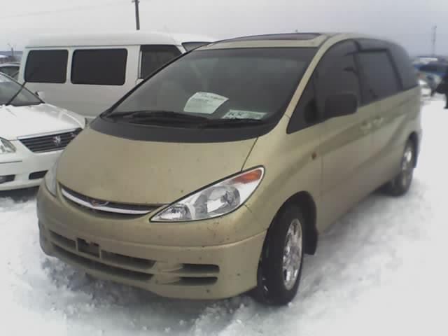 2000 Toyota Estima