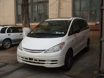 2000 Estima