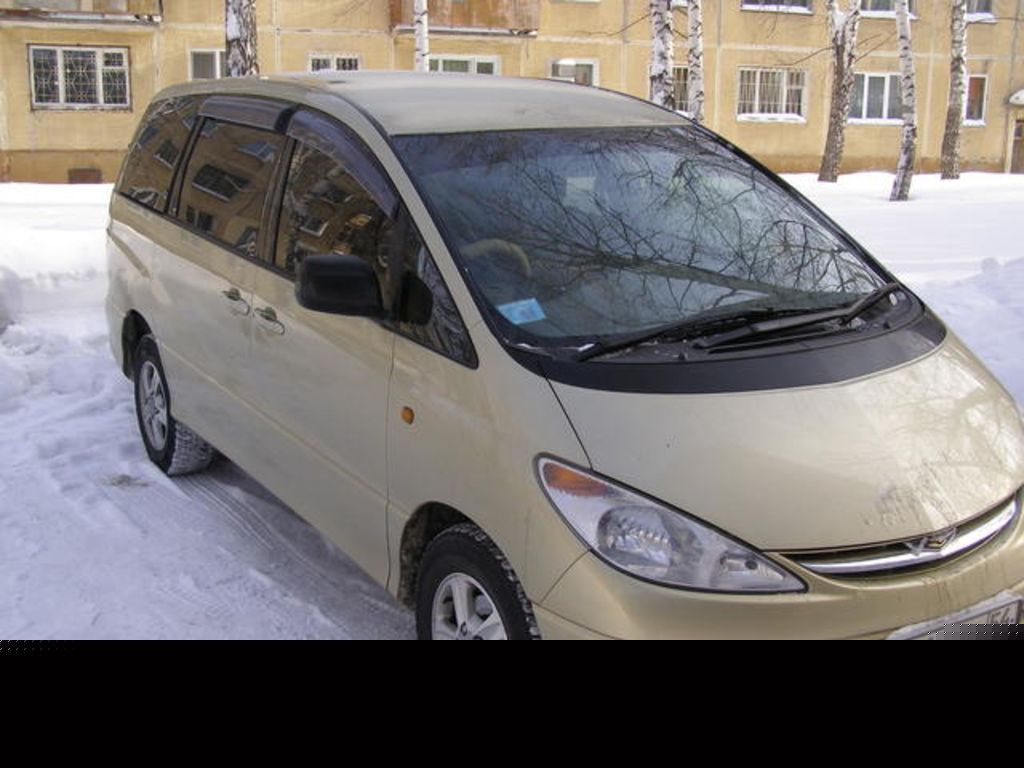 2000 Toyota Estima