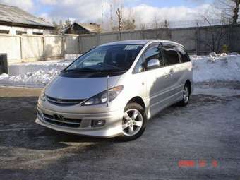 2000 Toyota Estima