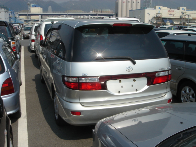 2000 Toyota Estima Photos