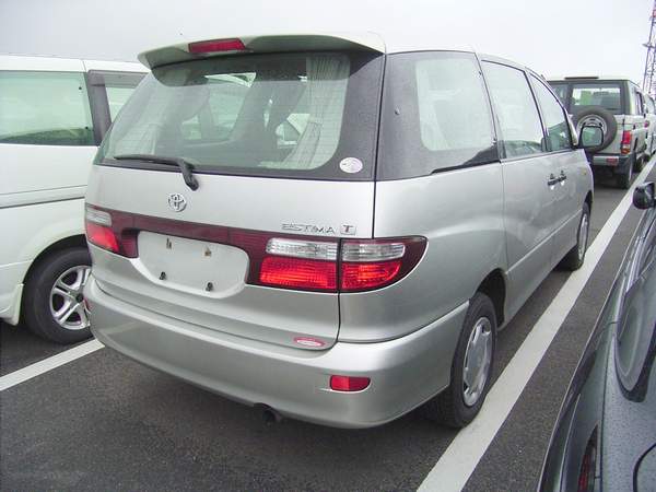 2000 Toyota Estima Photos