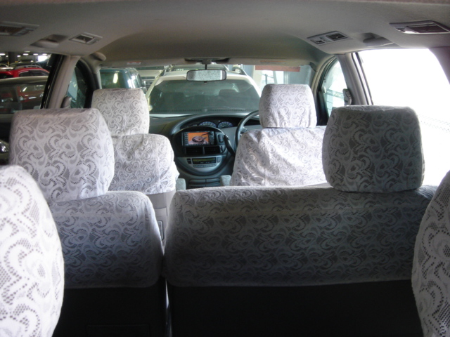 2000 Toyota Estima Photos