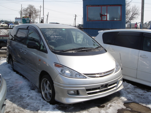 2000 Toyota Estima