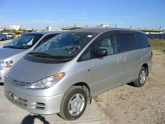 2000 Toyota Estima Pictures