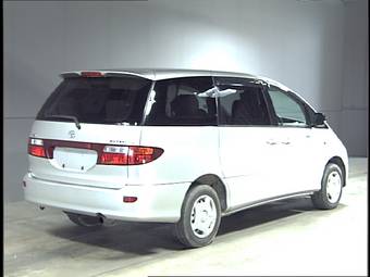 2000 Toyota Estima Pictures