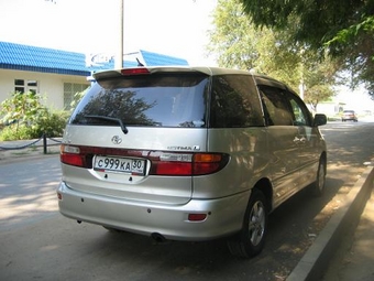 2001 Toyota Estima