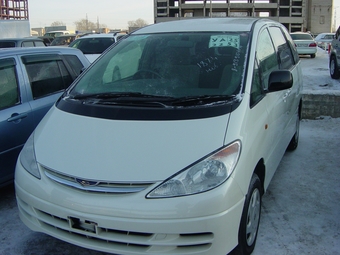 2001 Toyota Estima