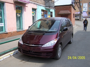 2001 Toyota Estima