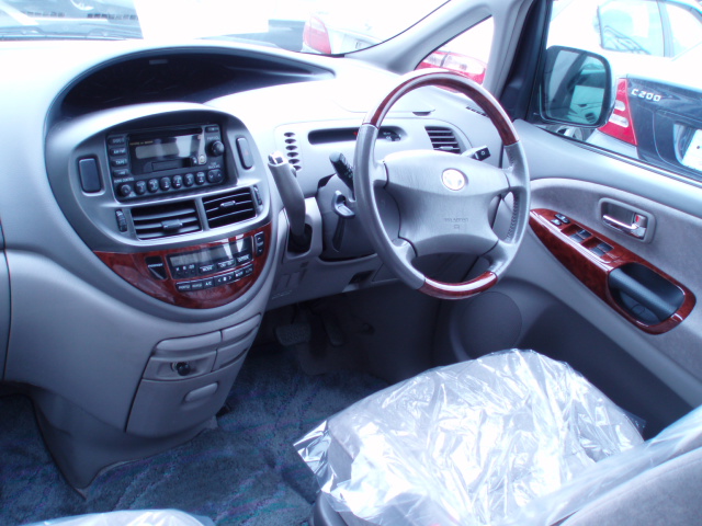 2001 Toyota Estima