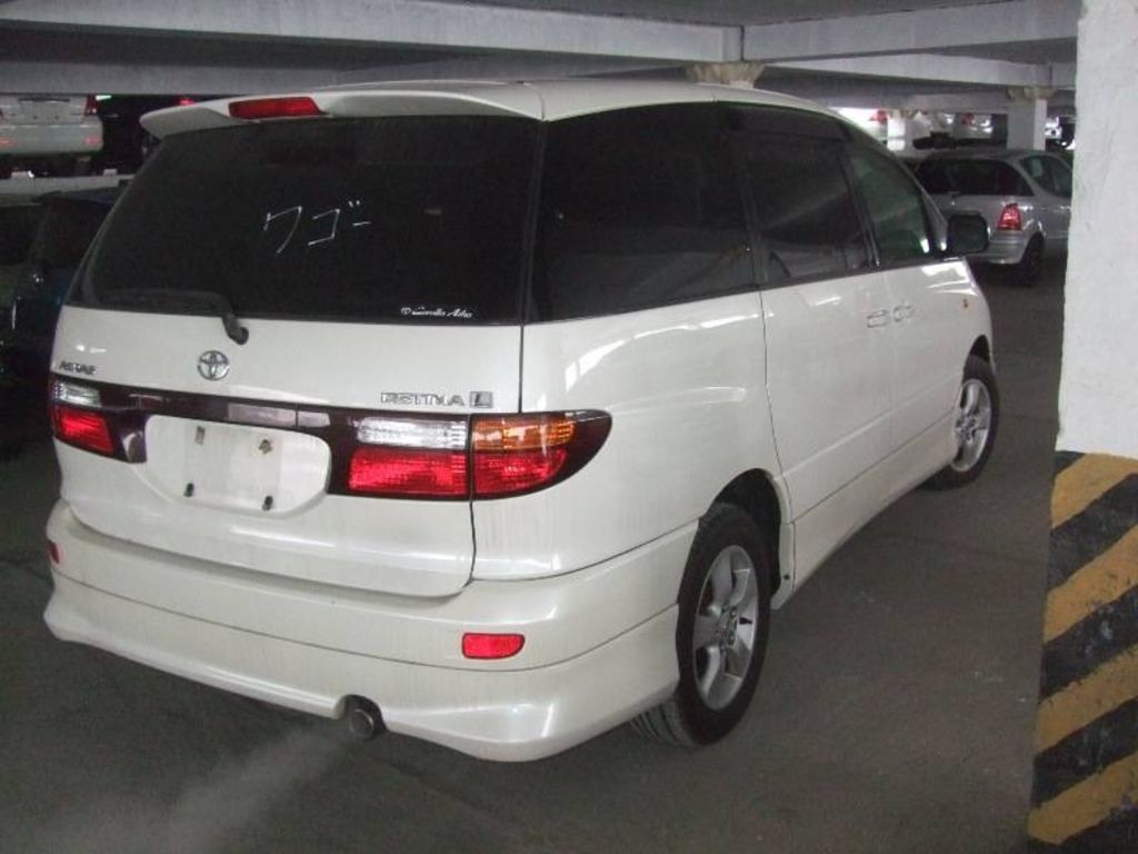 2001 Toyota Estima