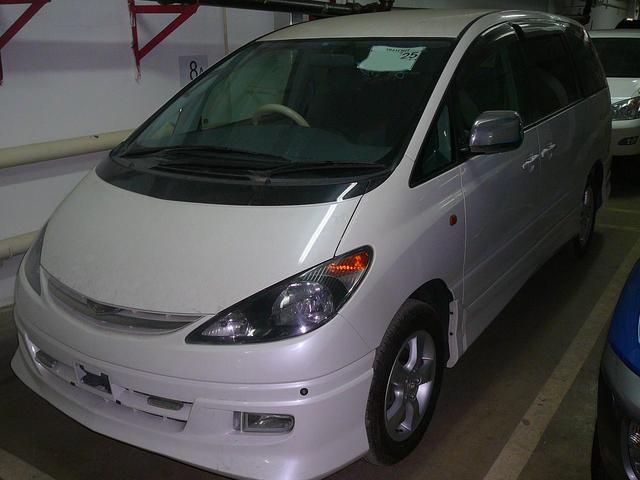 2001 Toyota Estima