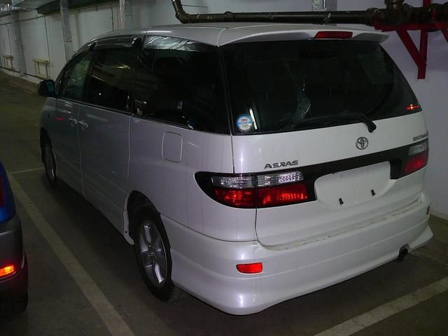 2001 Toyota Estima