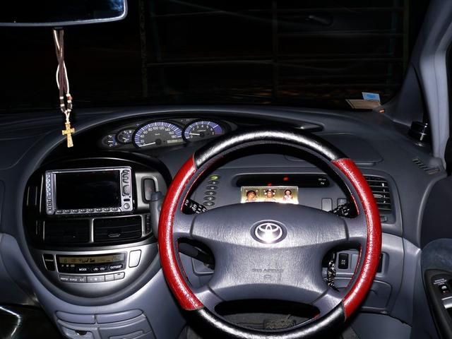 2001 Toyota Estima