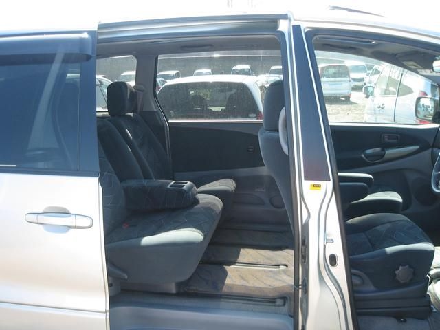 2001 Toyota Estima