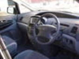 2001 Estima