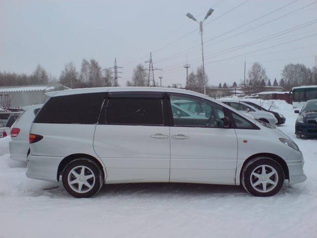 2001 Toyota Estima