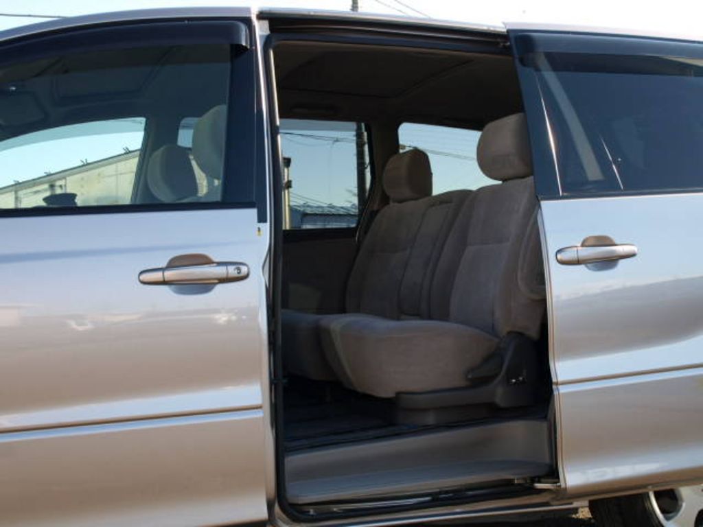 2001 Toyota Estima