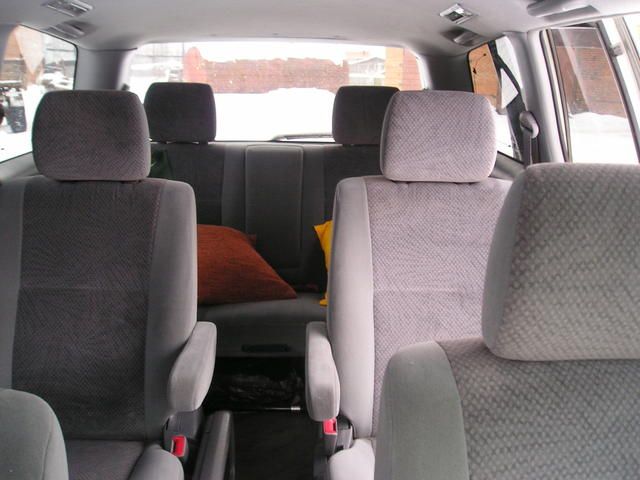 2001 Toyota Estima