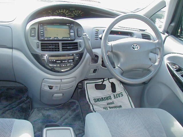 2001 Toyota Estima