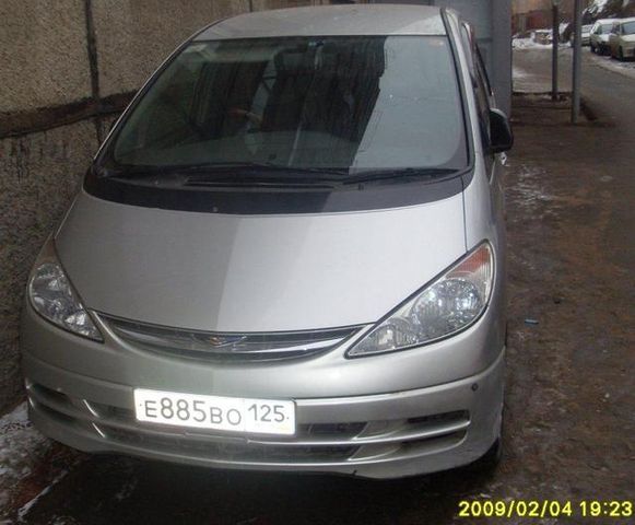 2001 Toyota Estima