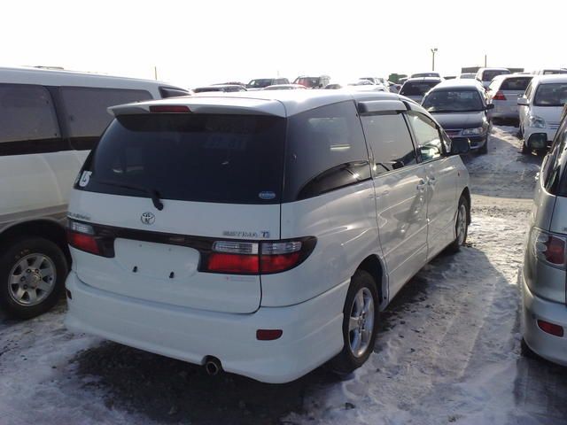 2001 Toyota Estima