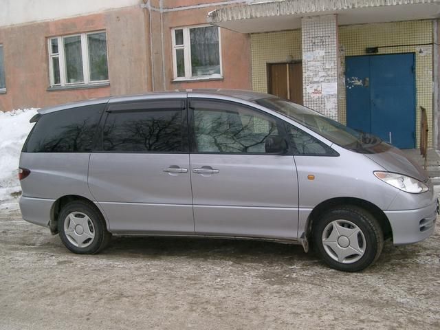 2001 Toyota Estima