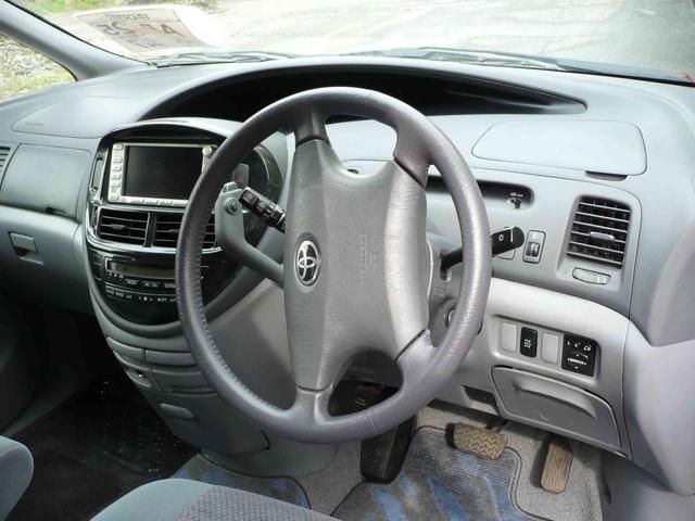 2001 Toyota Estima