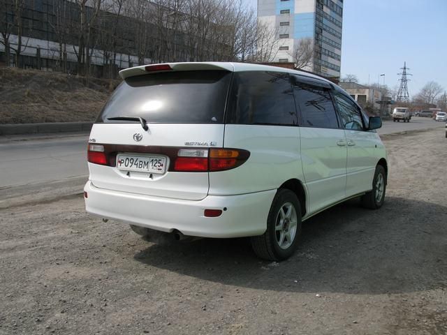 2001 Toyota Estima