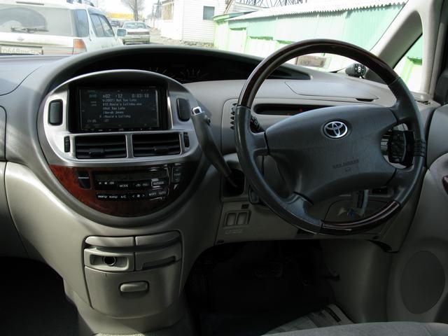 2001 Toyota Estima