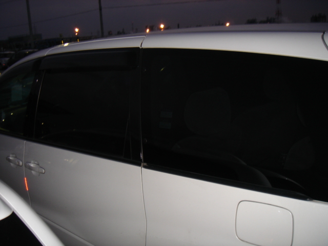 2001 Toyota Estima Photos