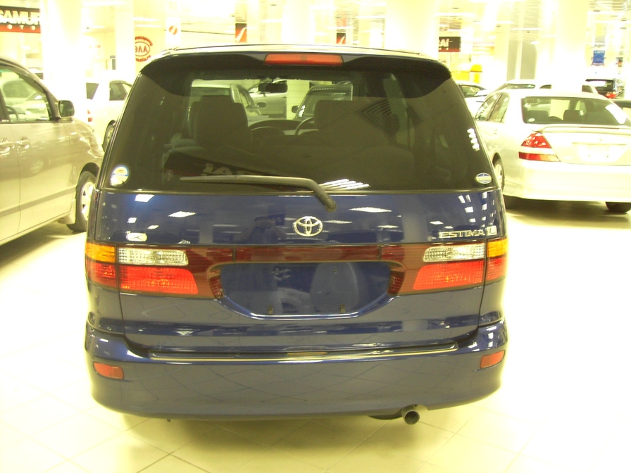 2001 Toyota Estima Photos