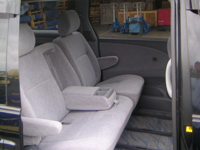 2001 Toyota Estima Images