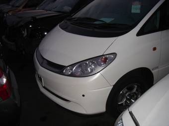 2001 Toyota Estima Photos