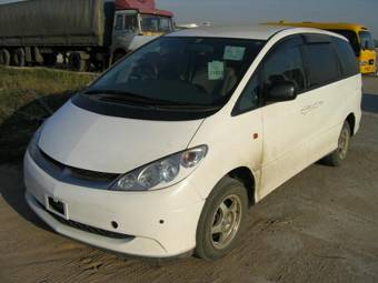 2001 Toyota Estima Pictures