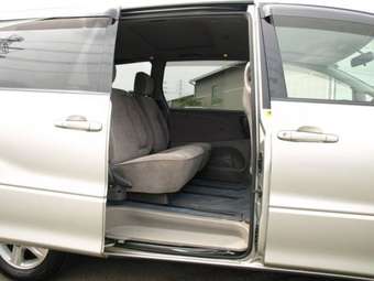 2001 Toyota Estima Wallpapers