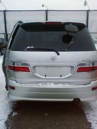 2001 Toyota Estima Photos