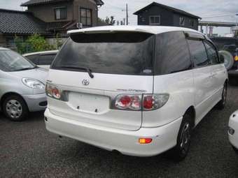 2001 Toyota Estima Pictures