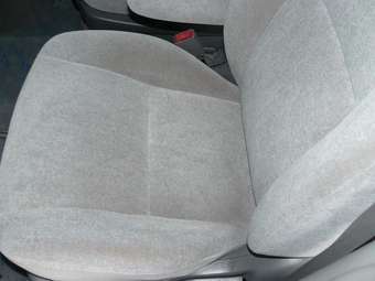 2001 Toyota Estima Pictures