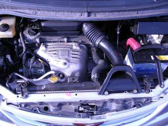 2001 Toyota Estima Photos