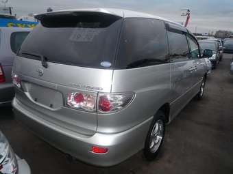 2001 Toyota Estima Pictures