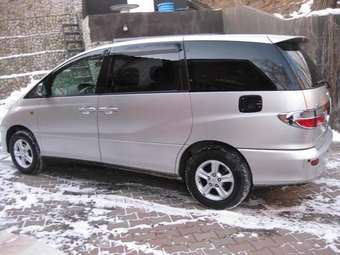 2001 Toyota Estima Images