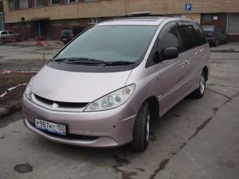2001 Toyota Estima Wallpapers