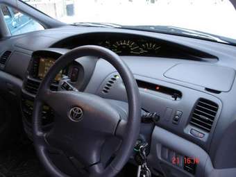 2001 Toyota Estima For Sale