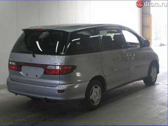 2001 Toyota Estima Photos