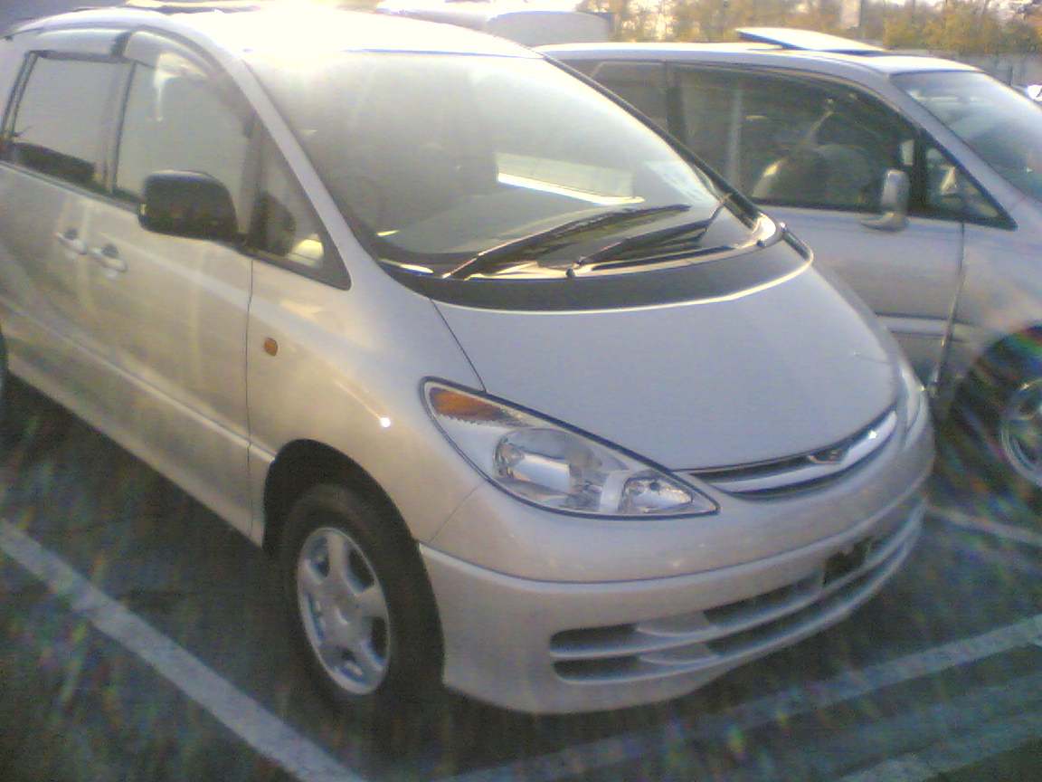 2002 Toyota Estima