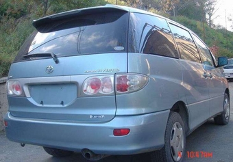 2002 Toyota Estima