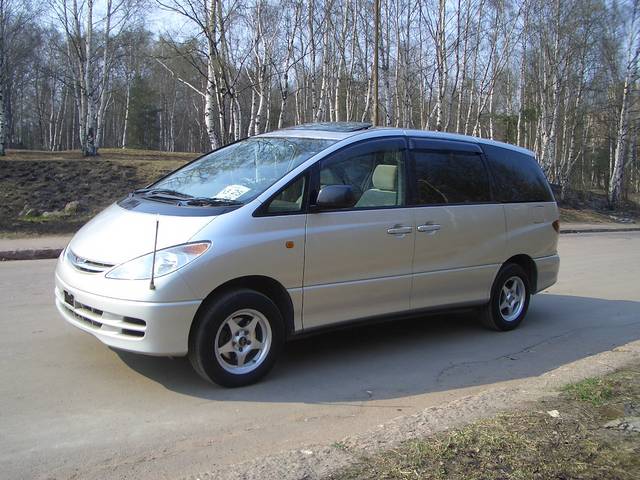 2002 Toyota Estima