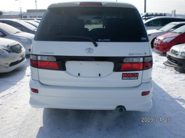 2002 Toyota Estima