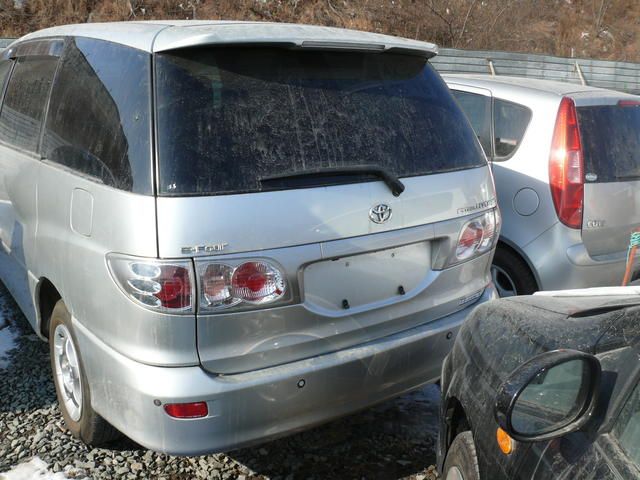 2002 Toyota Estima